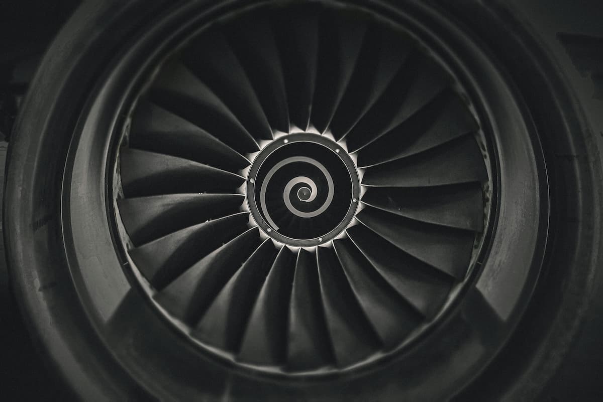 Close up picture of a jet engine